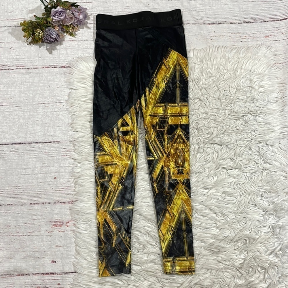 NWT Koral Shine Lustrous Infinity Bold Gold Baroque High Rise Leggings